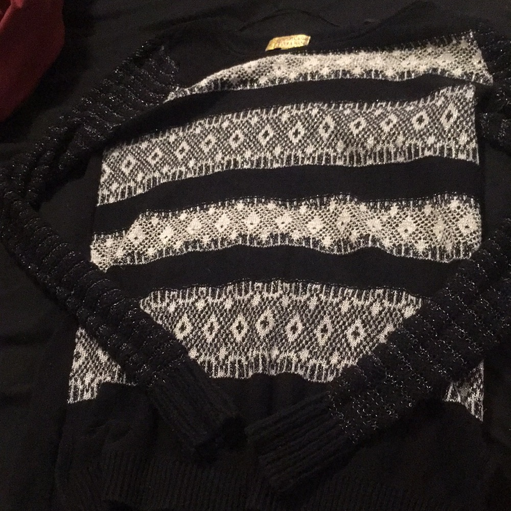 Sweater - Picture 2 of 2
